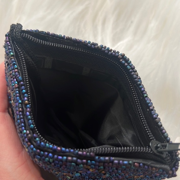 Handmade Seed Beaded Colorful Iridescent Coin
Purse Size 4.75x3.5 inches - Picture 2 of 4